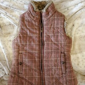 Gap Reversible Vest
